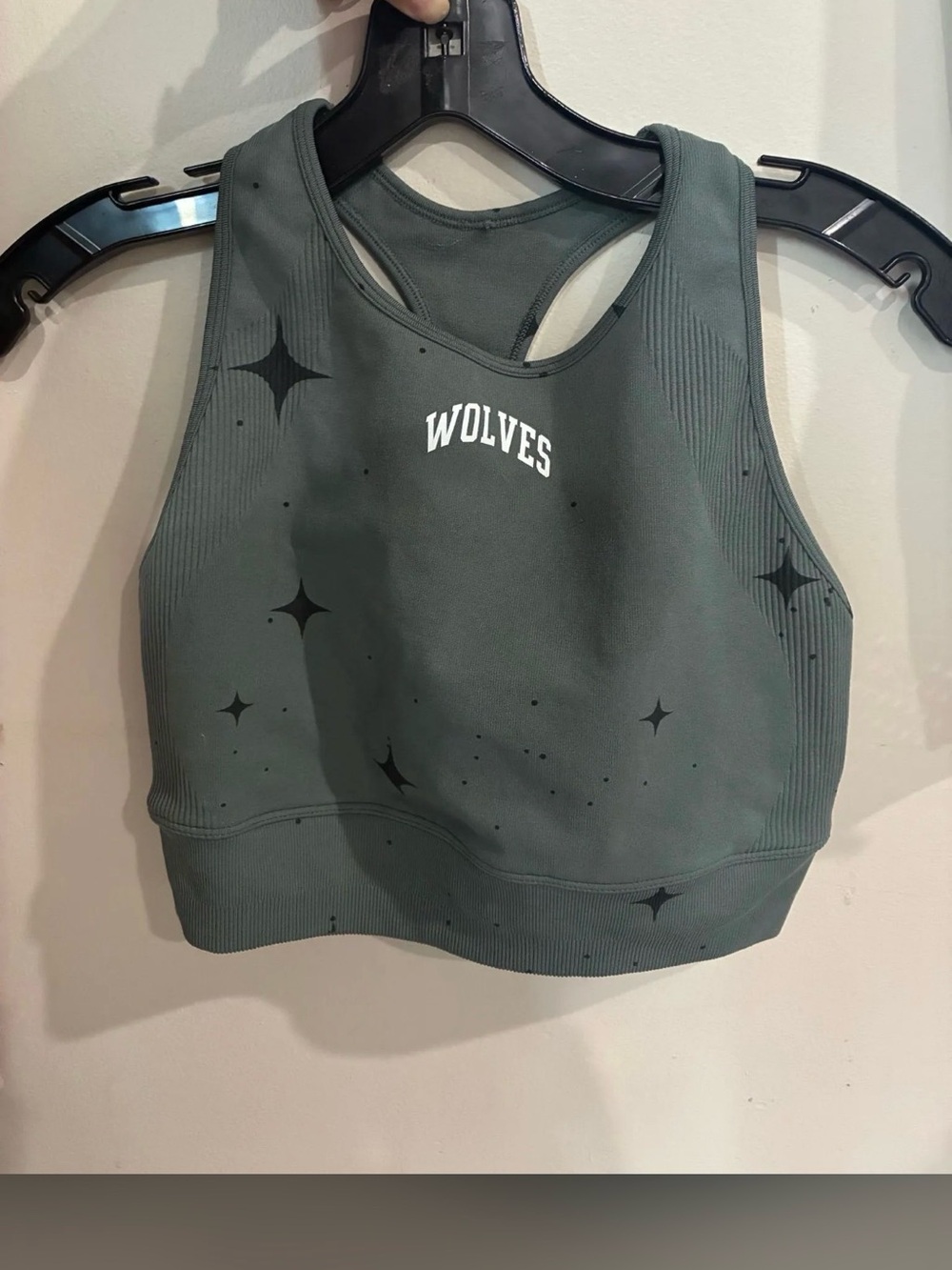 Darc Sport Wolves Women's High-Neck Sports Bra - Green
